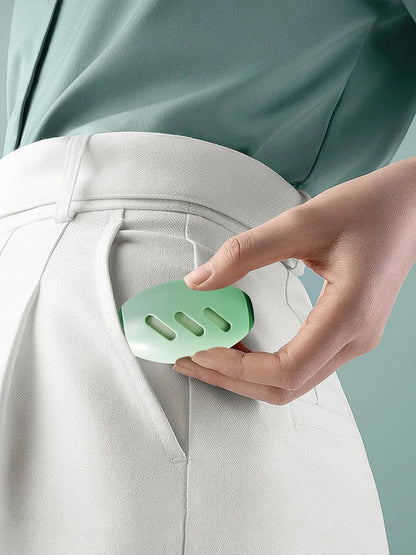 BROSSE POUR CHIEN - ÉLIMINATEUR DES PELUCHES LAVABLE MULTIFONCTIONNEL