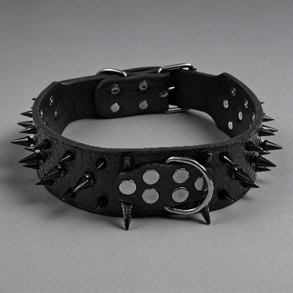 collier a clou pour chien noir de style