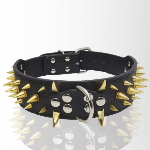 collier a clou pour chien noir joli