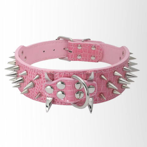 collier a clou pour chien rose elegant
