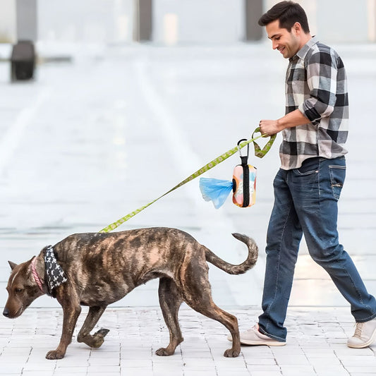 DISTRIBUTEUR DE SACS A CROTTES DE CHIENS | ELECTROLUX PORTABLE INODORE - Les chiens beaux