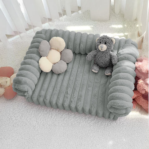 lit pour chien gris moelleux