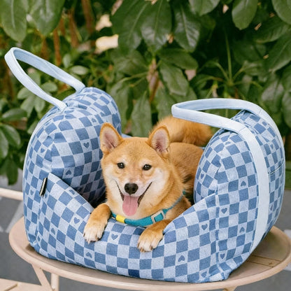 siege auto pour chien rose chic