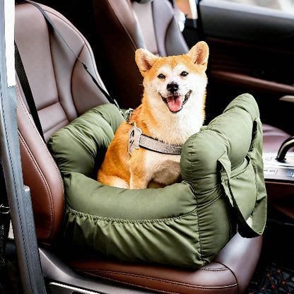 siege auto pour chien vert indispensable